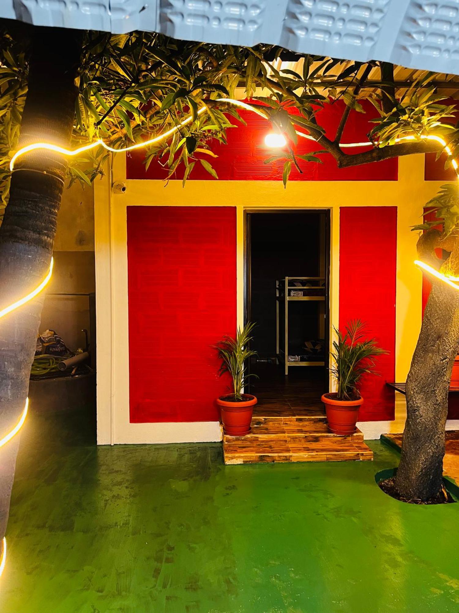 Hostel Kuruku Santhu Colive Pondicherry Exterior foto
